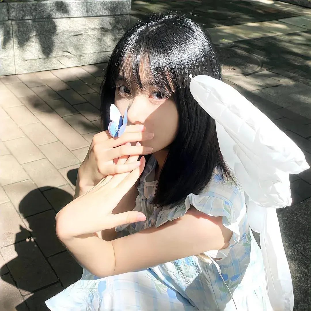 后窗的女人